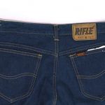 Продам джинсы женские 44-46 RIFLE Италия по талии 71см,  по боковому шву 102см, по верху брючины 50с