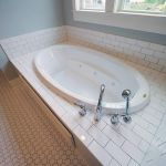 Облицовка плиткой,  мозаикой:  ванных,  санузлов,  хаммамов